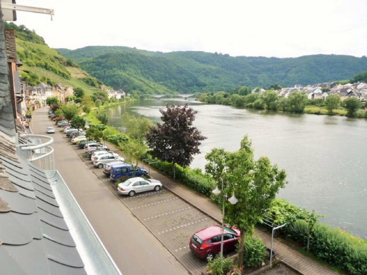 Mosel Ausblick Daire Zell an der Mosel Dış mekan fotoğraf